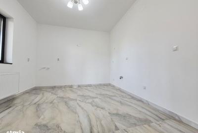 Casă cu 4 camere cu Teren 400 Mp în Balotești - 11