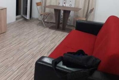 Garsonieră decomandată în Tractorul - 5