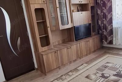 De inchiriat apartament 2 cam De inchiriat apartament 2 cam - 4