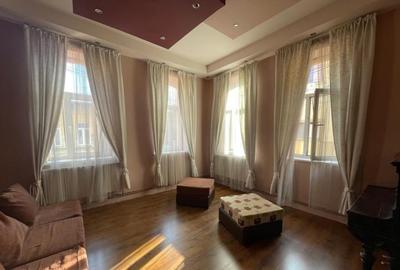 Apartament cu 3 camere semidecomandat, mobilat în Unirii - 1