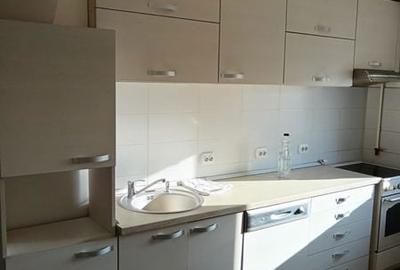 Apartament cu 3 camere în Central - 2