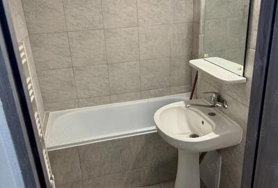 Inchiriez garsoniera zona Alfa str Padurii - 4