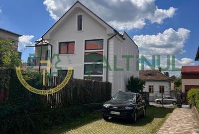 Casa de vanzare Strada Rennes | Zona Premium Sibiu | Curte proprie - 2