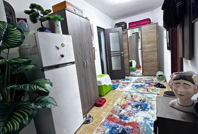 1 cam 41 mp 84 mp teren in propr curte cu 4 familii cumsecade CENTRALA PROPRIE zona Hotel Ambasador - 2