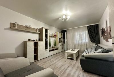 Apartament cu 3 camere decomandat în Soarelui