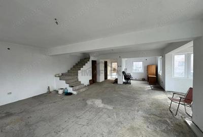 Casă cu Teren 319 Mp în Central - 6