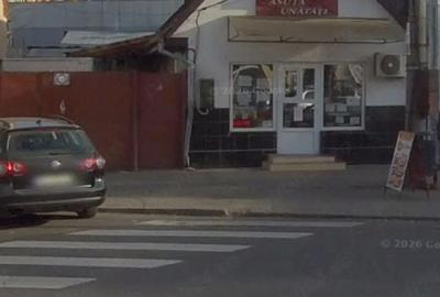 Spațiu comercial, de 50 mp, în Central - 1