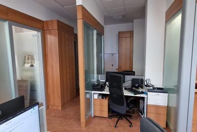 Spațiu comercial, de 220 mp, în 13 Septembrie - 10