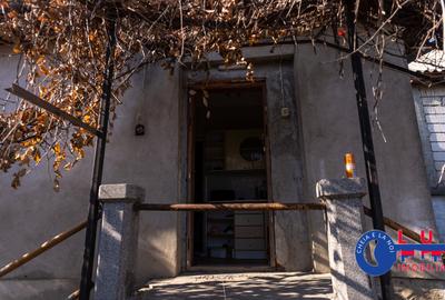 ID 6649 Teren cu casă - Zona CENTRALĂ - Strada Vlad Țepeș - 9