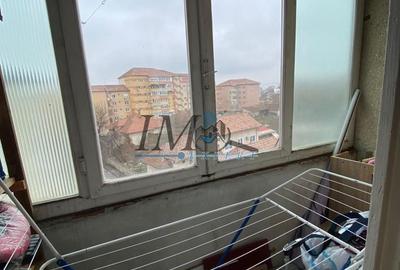 Apartament cu 4 camere decomandat în Cetate - 1