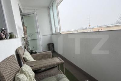 Apartament cu 3 camere decomandat în 22 Decembrie 1989 - 9