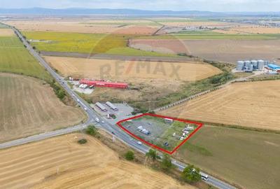 Teren de 4200 mp, în Central - 10