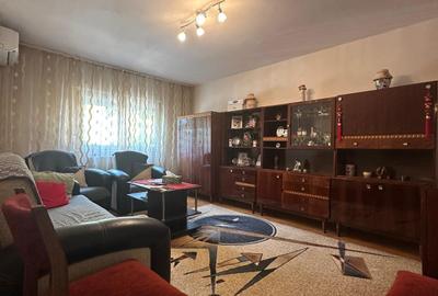 68 mp utili Zona Dambovita.. 3 camere .. etajul 1 .. 99.000 euro