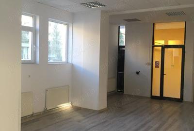 Casă cu 6 camere în Central - 9