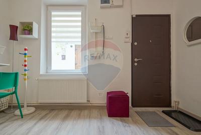 De vanzare 2 camere, ultracentral - Str. Poarta Schei, Ideal Airbnb - 9