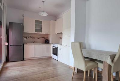 Apartament cu 3 camere decomandat în Central - 1