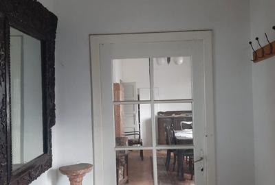 Apartament cu 3 camere semidecomandat în Central - 5