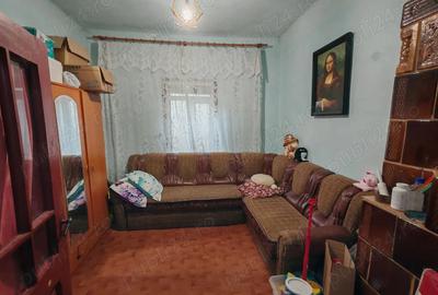 Casă cu 4 camere cu Teren 700 Mp în Cetate - 2