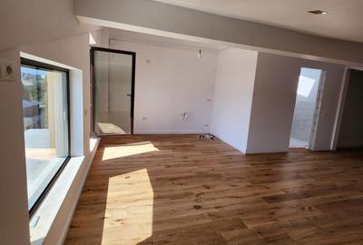 Apartament cu 3 camere în Băneasa - 2