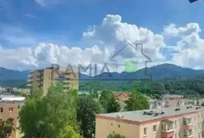 Apartament 2 camere, Decomandat, Etaj intermediar, Zona Astra