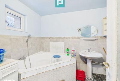 Casă cu 4 camere în Remetea Mică - 9