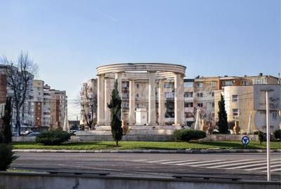 Apartament cu 3 camere de vânzare în Mangalia , ultracentral. - 8