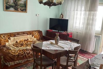 Apartament cu 4 camere decomandat în Central - 1