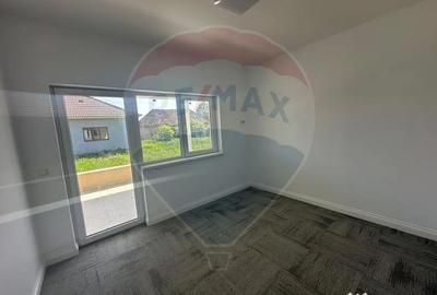 Casă cu 4 camere cu Teren 715 Mp în Lăpuș - 7