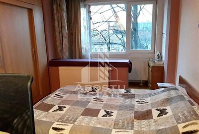 Apartament cu 2 camere decomandat, mobilat în Circumvalațiunii - 3