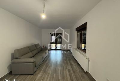 Casă cu 8 camere cu Teren 626 Mp în Central - 10