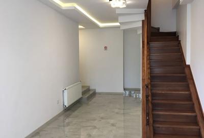 Casă cu 4 camere în Central - 8