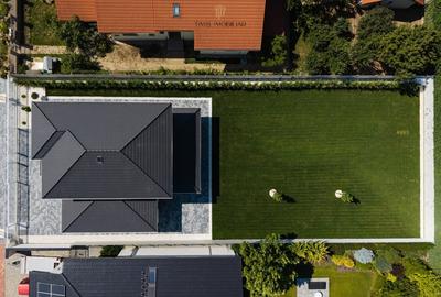 Casa individuala | 4 dormitoare, garaj si teren de 1.000 mp | Com 0% - 2