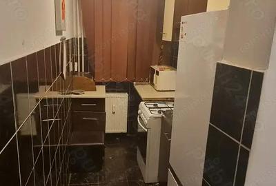 Apartament cu 2 camere nedecomandat, mobilat în Circumvalațiunii