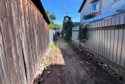 Teren cu casa bătrânească Demolabila - 2