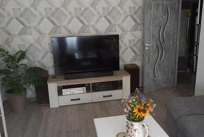Apartament cu 3 camere decomandat în Central - 2