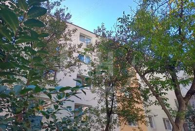 Apartament cu 2 camere semidecomandat, mobilat în Gheorgheni