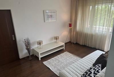 Apartament cu 2 camere semidecomandat, mobilat în Aleea Carpați - 1