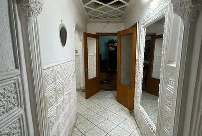 FALEZA NORD - 3 DECOMANDATE DE VANZARE - - 3