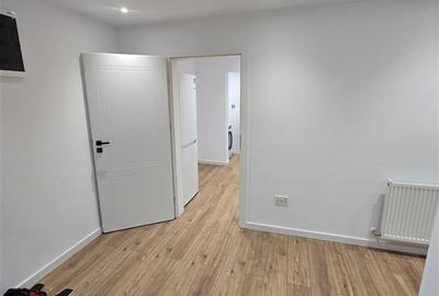 Apartament cu 3 camere decomandat în Alexandru cel Bun - 8