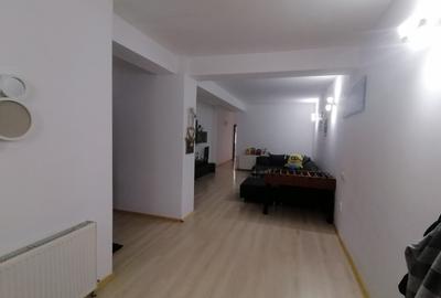 Apartament 3 camere Bd. T. Vladimirescu constructie 2009 - 17