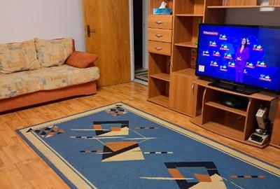 Inchiriez apartament 3 camere,3 minute de metrou titan - 8