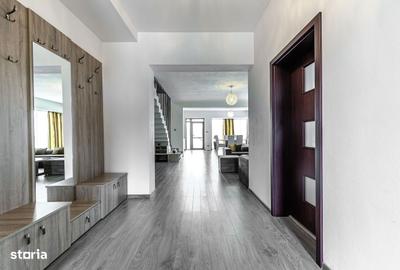 Casă cu 6 camere cu Teren 994 Mp în Central - 10