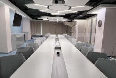 Cladire moderna zona centrala - 1