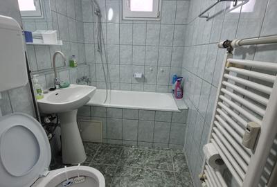 Apartament cu 2 camere semidecomandat, mobilat în Titan - 9