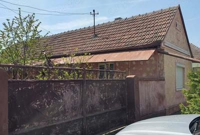Vand casa veche in sat Alios - 1