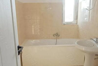 Garsonieră decomandată în Central - 1