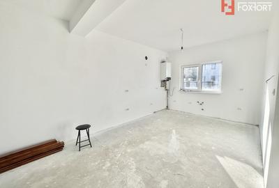 Duplex cu 4 camere cu Canalizare în Moșnița Nouă - 10