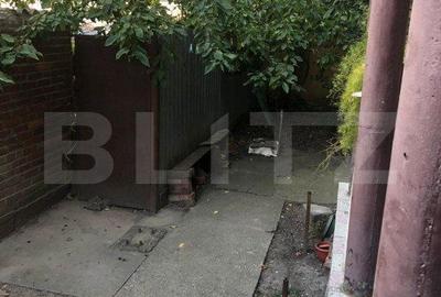Casă cu 4 camere cu Teren 627 Mp în Central - 1