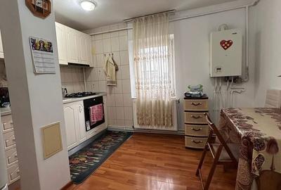 Apartament cu 3 camere decomandat în Central - 8