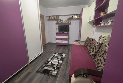 Apartament cu 3 camere decomandat în Dancu - 5